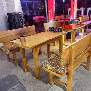 酒吧清吧桌椅海伦司小酒馆餐桌东南亚风桌椅工业复古烧烤实木桌椅