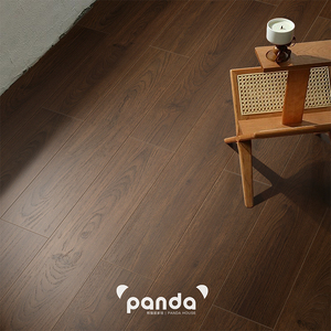 黑胡桃强化复合木地板复古咖色色仿实木家用木纹地板卧室防水耐磨