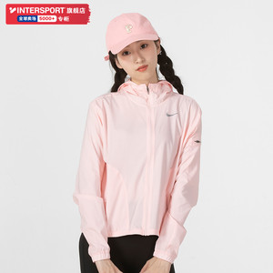 NIKE耐克外套女2022新款连帽运动服粉色休闲皮肤衣防晒夹克DH1991