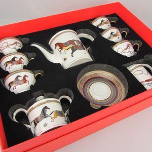 出口英国欧美式下午红茶咖啡骨瓷壶送礼杯碟马绳西餐具套装热销款