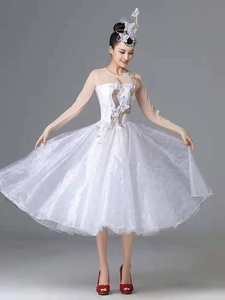 现代舞蹈演出服芭蕾白色表演服装开场舞歌伴舞长纱裙元旦演出服