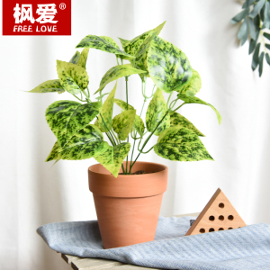 仿真叶子植物墙上绿植塑料假花小5头大三叉草室内餐厅绿色装饰品