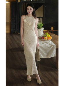 法式晨袍女领证登记订婚轻礼服日常可穿婚礼当天新娘便装连衣裙子