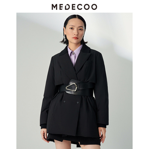 MEDECOO/墨蒂珂2023冬季新款轻便式西装领白鸭绒羽绒服女MHD11205