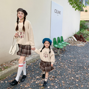 高端亲子装套装冬季新款韩版母女装时尚炸街加绒卫衣格子裙两件套