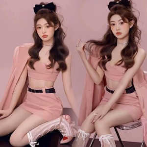 影楼新款韩系杂志氛围感个人写真粉色西装甜美气质艺术照摄影服装