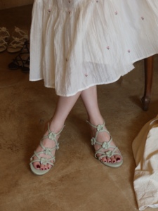 暮四 夏季新品‘旧时光美人’中古vintage玫瑰花朵温柔高跟凉鞋