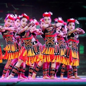 六一女童铃呦灵苗族彝族表演服儿童壮族侗族土家瑶族舞蹈演出服装
