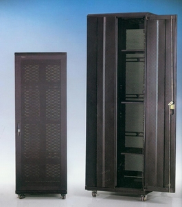 深圳标准网络服务器机柜37U42U1.2米2米2.2米布线机柜综合配线柜
