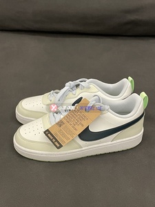 耐克/Nike Court Borough 牛油果白绿休闲运动女性板鞋FV8121-131