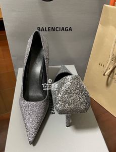 Balenciaga巴黎世家女士闪光织物高跟鞋22春夏正品代购671494W29X