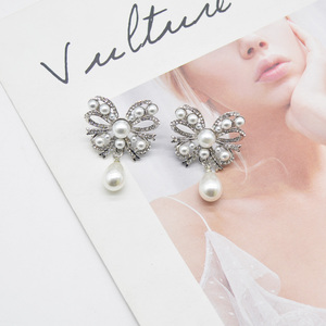 法式复古珍珠蝴蝶结耳钉小众设计感气质高档镶钻耳饰时尚耳环耳夹