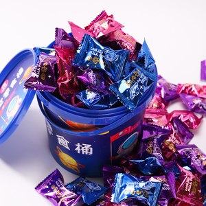 星空桶系列 曲奇奶宝大桶装奶油小丸子巧克力夹心糖果零食小吃