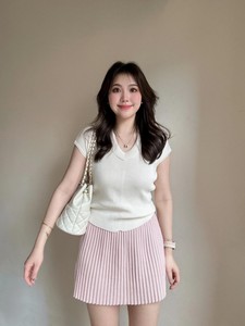 微胖mm韩系休闲减龄套装夏季V领短袖针织衫+粉色百褶短裙两件套潮