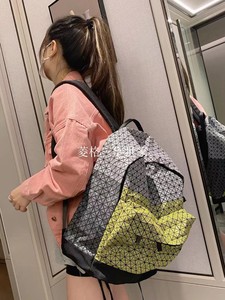 日本2024新款拼色几何菱格硅胶双肩包男女同款书包情侣背包双肩包