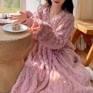 潮牌日本新款宽松大码睡袍女冬季长款性感珊瑚绒浴衣加厚法兰绒
