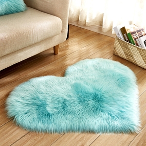 仿澳洲羊毛欧式心形地毯地垫可爱长毛绒网红ins坐垫装饰少女拍照