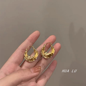 HUALU-时髦肌理感 法式独特金属褶皱耳环圈圈小众设计感高级金色
