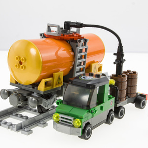 中国铁路油罐火车汽车运输车厢货运蒸汽列车轨道配件拼装玩具