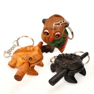 泰国木质工艺品招财蛙猫头鹰钥匙扣挂件特色创意个性配饰钥匙圈
