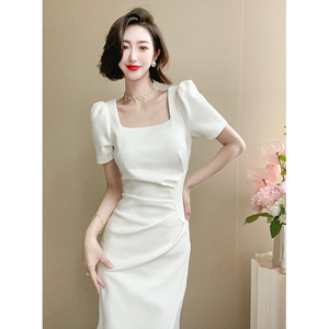 白色方领连衣裙女夏季轻奢高级感法式气质名媛修身显瘦宴会礼服裙