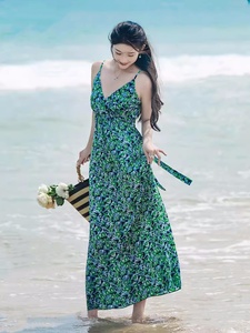 裙子女春季2024新款长裙到脚踝超长款绿色旅游度假沙滩连衣裙飘逸