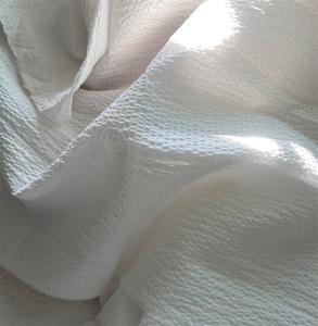 日本进口白色泡泡凹凸立体盐缩工艺肌理纯棉布料舒适透气面料