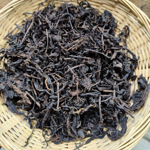 广西梧州六堡茶山林芳野老树茶10年老陈茶，六堡镇大山里的老树茶