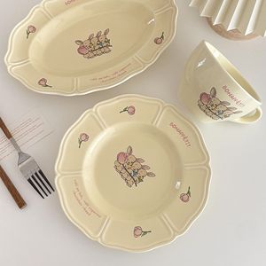 复古法式可爱兔兔郁金香奶油色系花边陶瓷餐具马克杯餐盘椭圆盘子