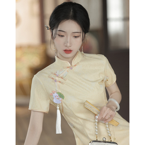 新中式黄色旗袍女夏季2024新款年轻款小清新甜美日常学生少女可穿