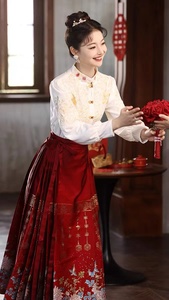 新中式红色订婚敬酒礼服马面裙子秋冬大码胖mm高级感显瘦半身裙子