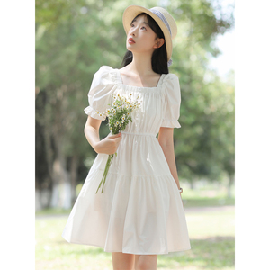 超仙仙女森系方领白色连衣裙女装夏季2024新款小个子少女气质裙子