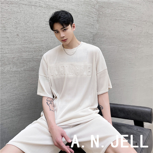 韩国版男装东大门21夏黑白色薄款灯芯绒压花宽松短袖T恤短款套装
