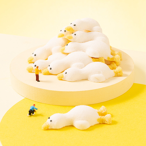 躺平鸭棉花糖3D动物造型软糖慕斯木糠杯蛋糕装饰摆件小红书同款