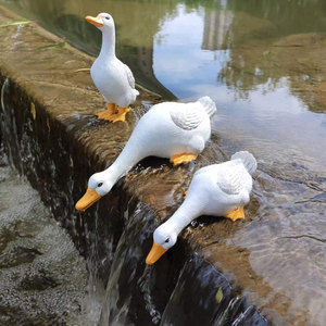 仿真小鸭子喝水鱼池装饰摆件吸水假山庭院花园树脂造景室内大鱼缸