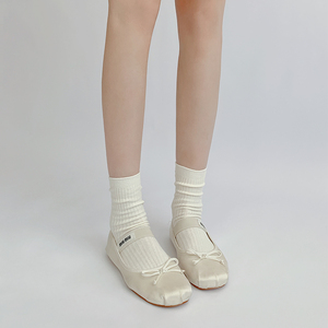 夜间教习室白色袜子女春秋薄款芭蕾风中筒坑条夏季灰色短筒堆堆袜