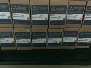 新品HF-KP43B伺服电机HF-KP13KP23KP43KP053马达HF-KP13B23BKBK