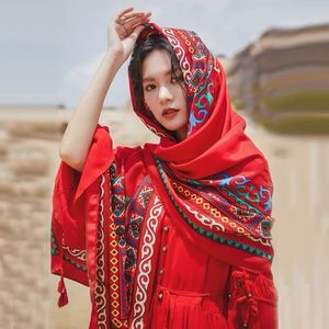 红色民族风旅游穿搭披肩女装甘肃青海湖泰国版纳沙漠外搭棉麻丝巾