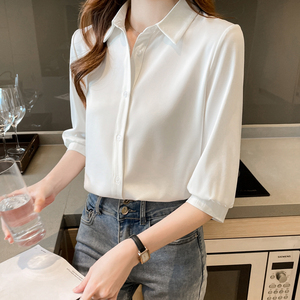 醋酸白色衬衫女夏季新款2024法式洋气高级感衬衣职业时尚中袖上衣
