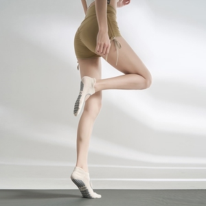 瑜伽袜夏季薄款防滑专业女普拉提袜子短款室内地板运动健身专用鞋