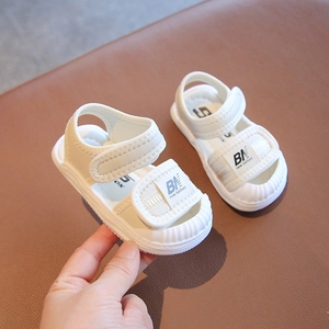学步鞋男宝运动鞋夏季0一1-3岁半婴儿软底女童包头凉鞋小童沙滩鞋