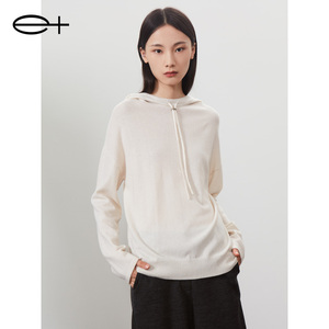 一嘉 e＋冬季新款品牌女装时尚休闲白色连帽运动长袖卫衣
