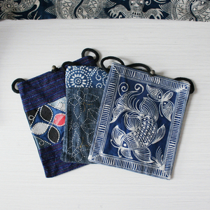 贵州民族风手绘蜡染蓝染包拼布刺子绣工艺包袋收纳袋背包斜跨包