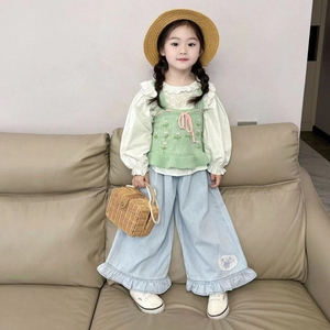 韩版小清新春装绿色针织毛衣两件套新款洋气出游女宝宝甜美春装