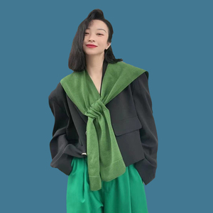 新款2024时尚绿色针织小披肩女外搭围巾空调房外套搭肩洋气办公室