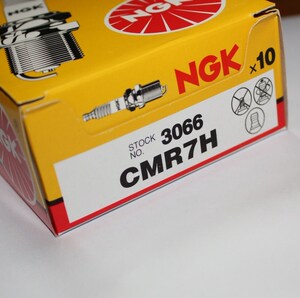 原装 NGK CMR7H火花塞,CMB 小松 虎王 JG模型发动机用