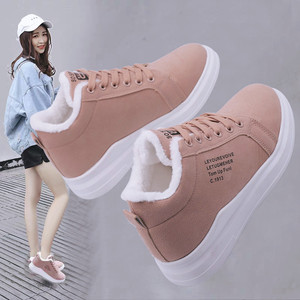 鞋女2024冬季新款韩版学生运动鞋厚底秋季加绒休闲棉鞋子。