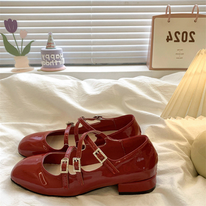 方头玛丽珍单鞋女2024夏季新款红色婚鞋低跟法式一字扣浅口小皮鞋