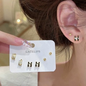 6件套闪钻H字母几何耳钉女高级感小巧设计独特耳环2024年新款耳饰