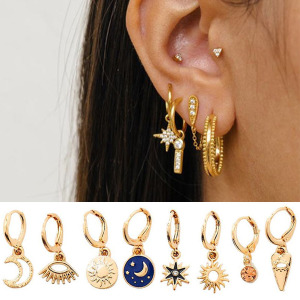 2024 New Star Moon Hoop Earrings for Women Gold Small Eyes